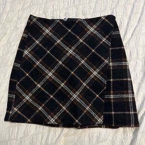 Hollister Black and White Mini Pencil Skirt